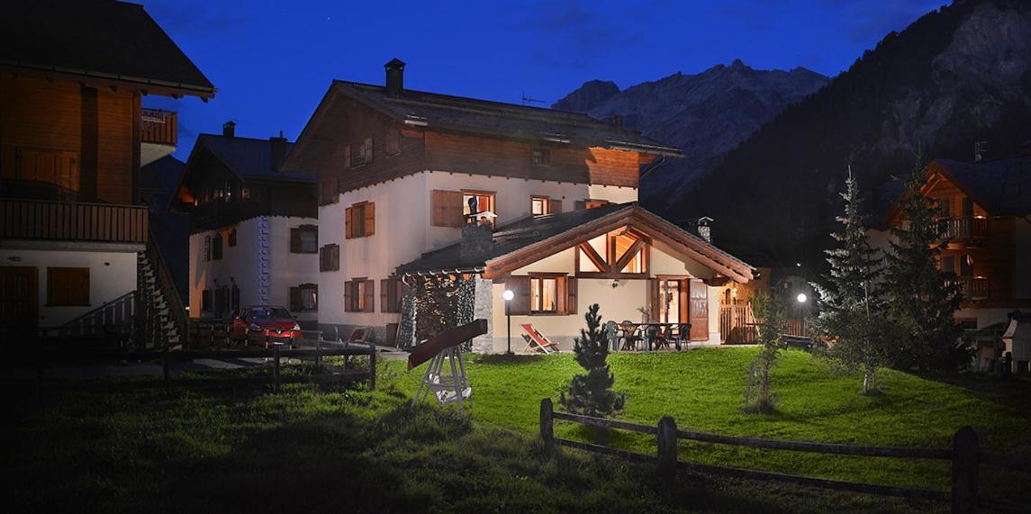 Chalet Barbara Apartment Livigno Exterior photo